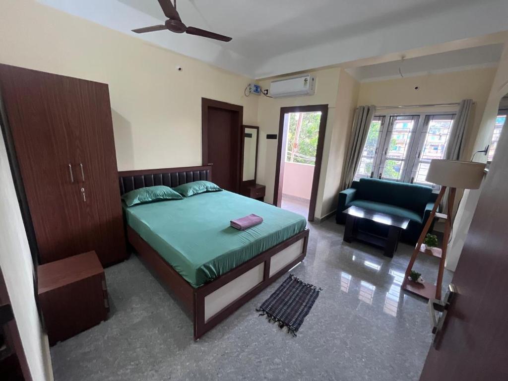 Octave Stay, Guváhátí