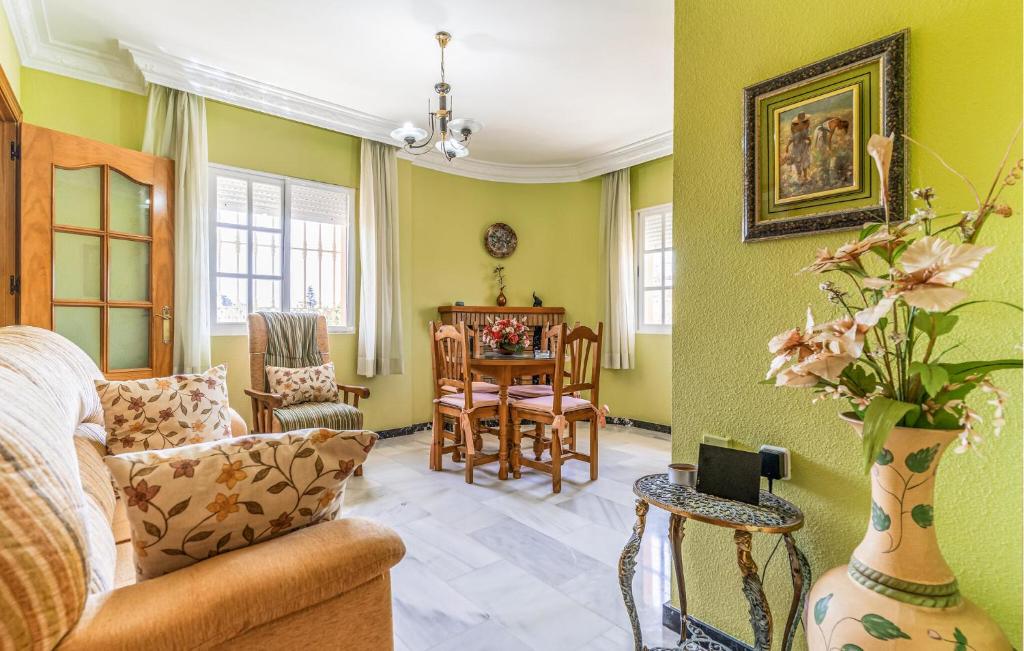 3 Bedroom Amazing Apartment In Torre Del Mar - 5