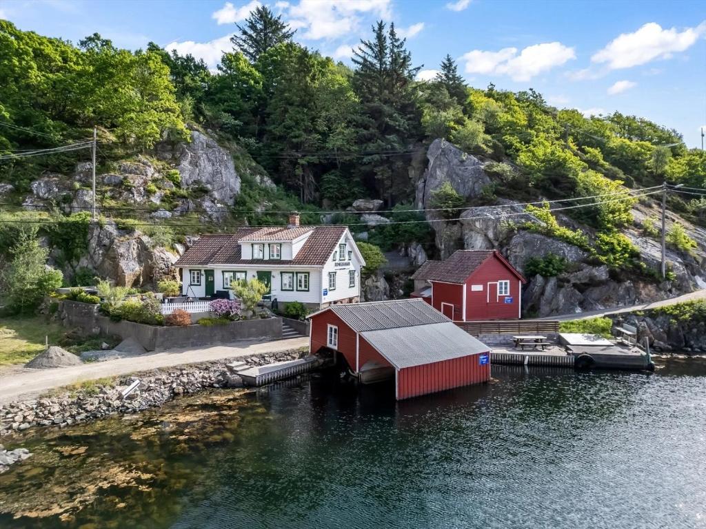 Kongshamn Gjestgiveri, Kirkehamn