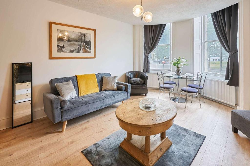 Host & Stay - Grand Parade Apartment, Brighton and Hove