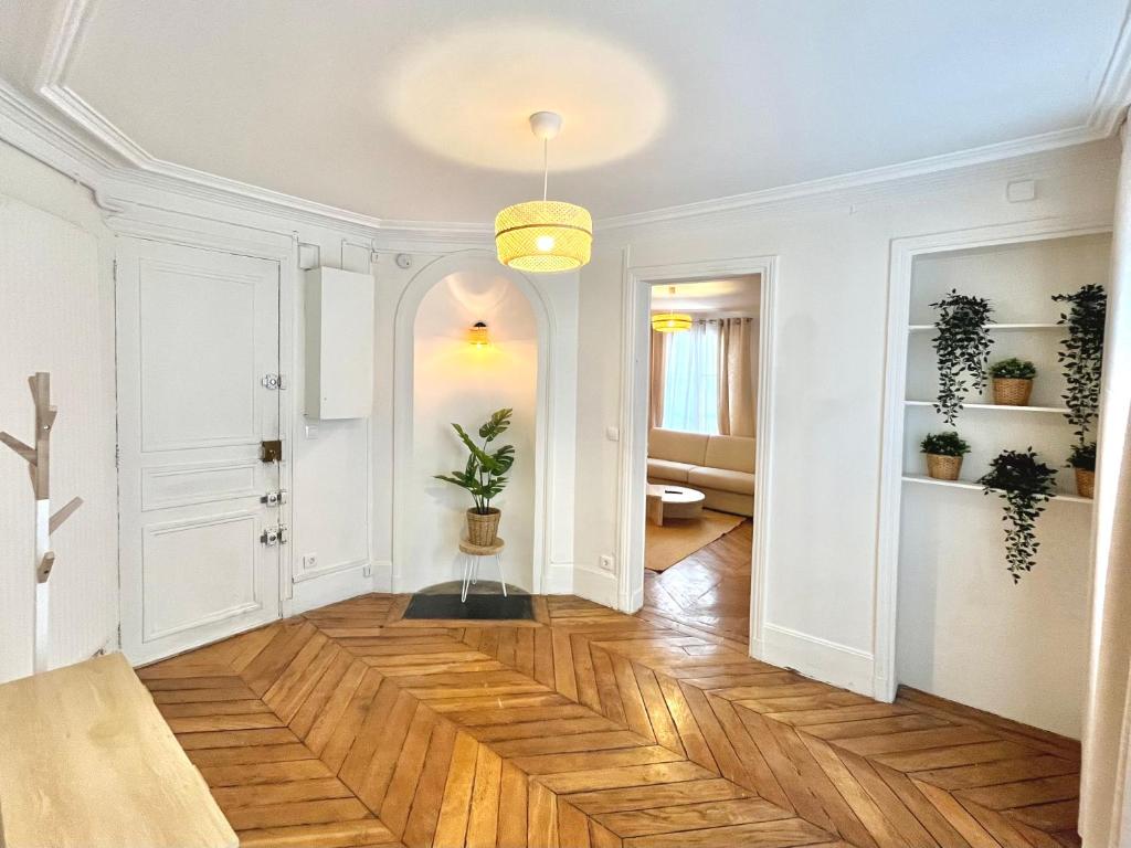 Beautiful Flat by Louvre & Tuileries - 4