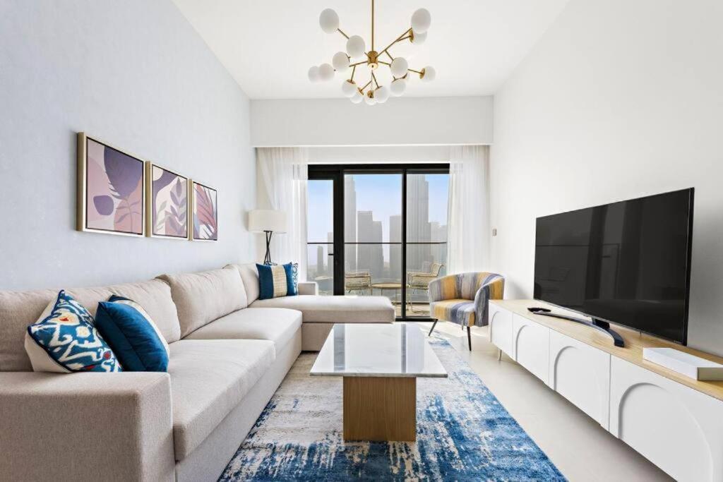 Burj Royale - 2 Bed Apartment - Burj Khalifa Views, Dubaï