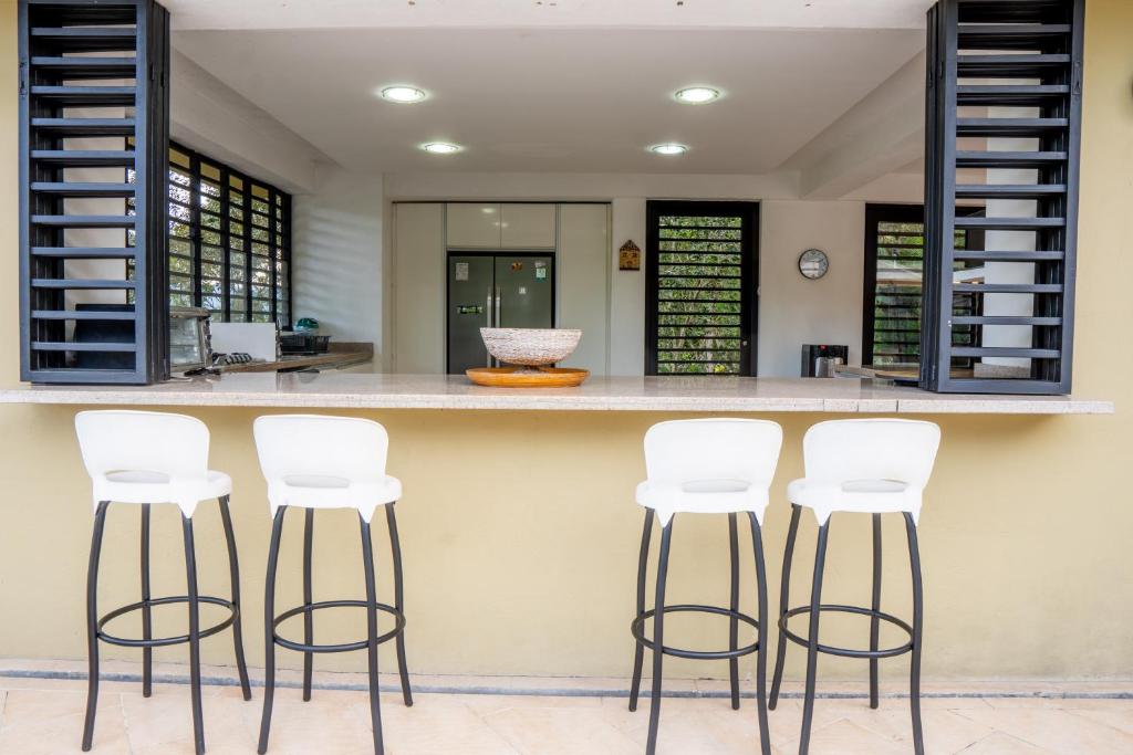 Hermosa casa en villeta - 4