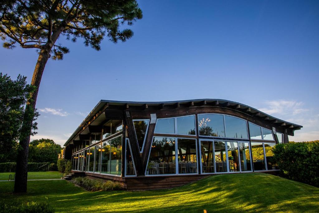 Sala de reuniões / Salões de baile