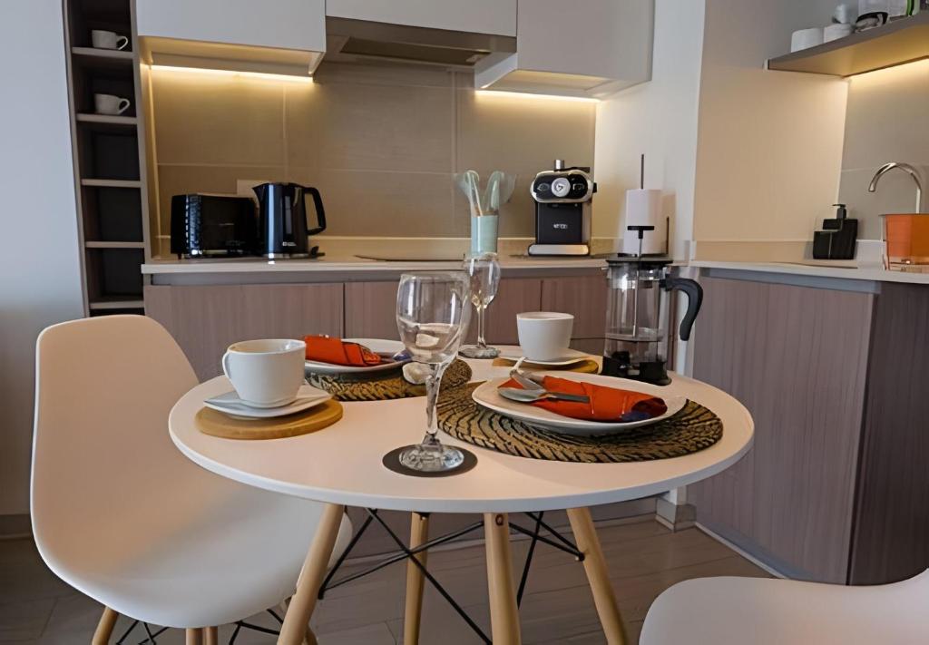 Edificio Central Metro L3 L5 Irarrázaval, Ñuñoa - 5