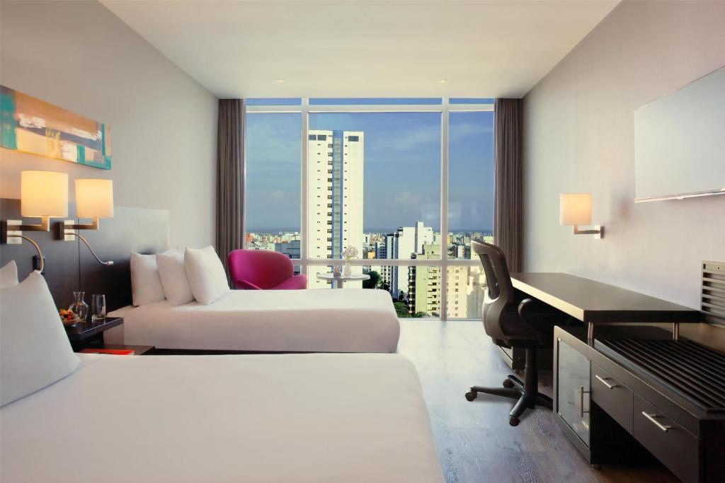 NH Collection Royal Smartsuites - 4