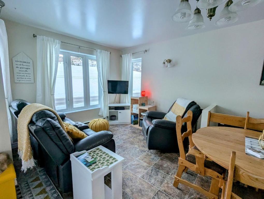 Le Chalet, Petit-Saguenay