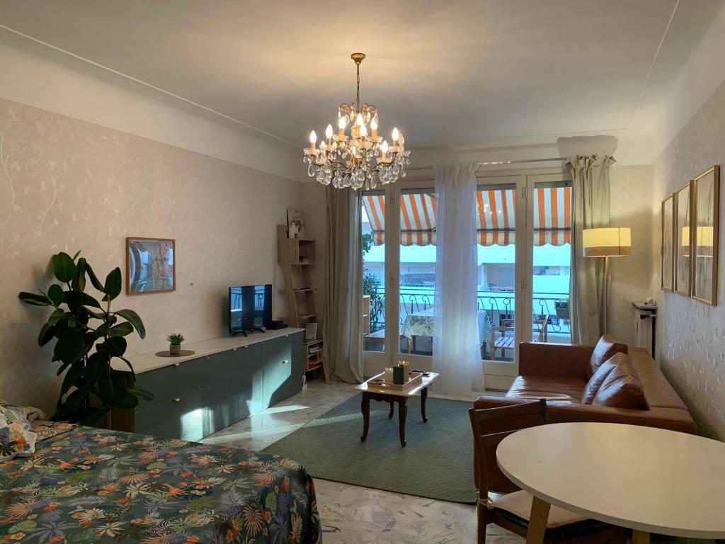 Spacious appartement near the beach - 1