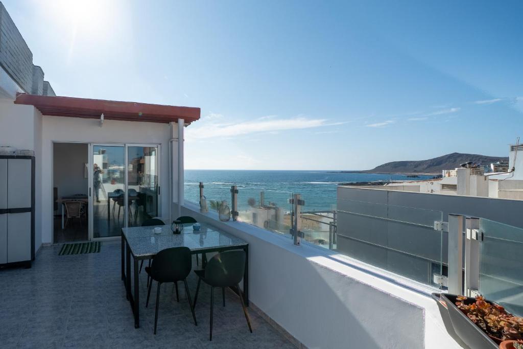 Canteras Ocean Terrace - Atico con terraza y vistas a las Canteras - 2