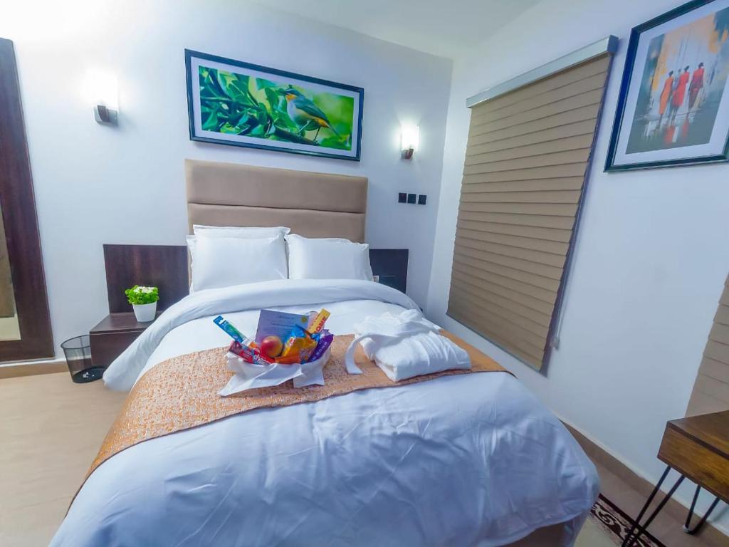 Morgan Hill Residence, Abudža