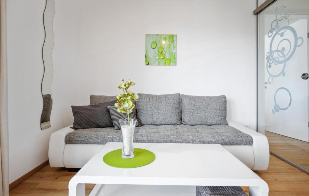 Seeblickwohnung - 3