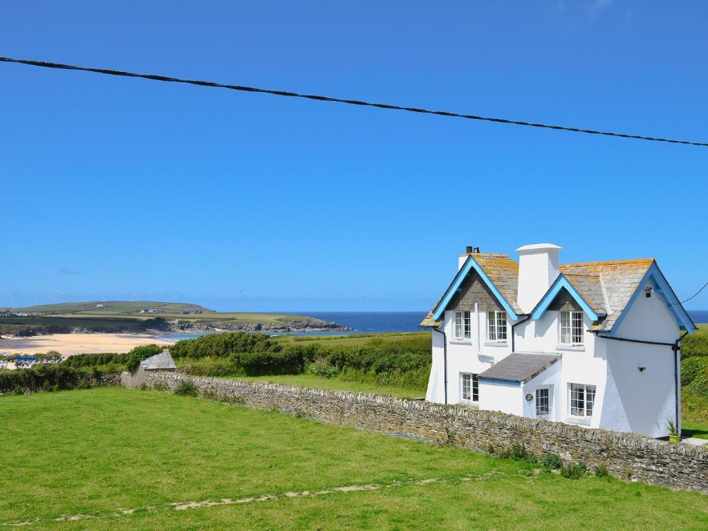 St Cadoc Cottage, Saint Merryn