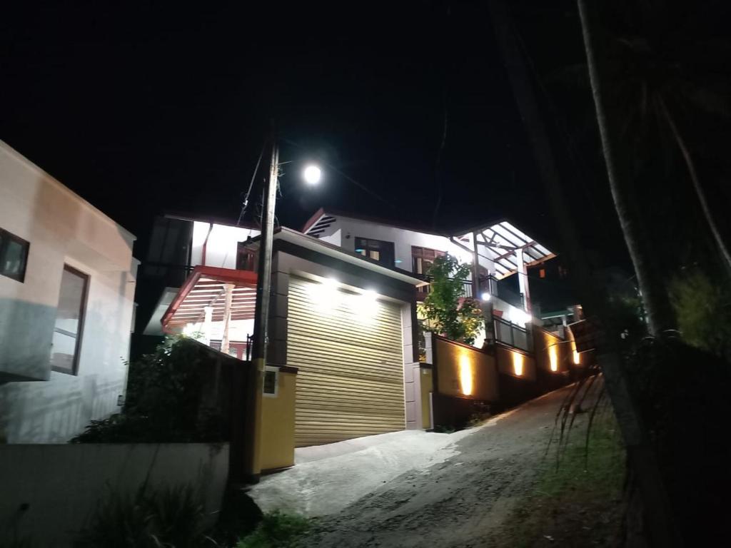 Pacifier Residence, Kandy