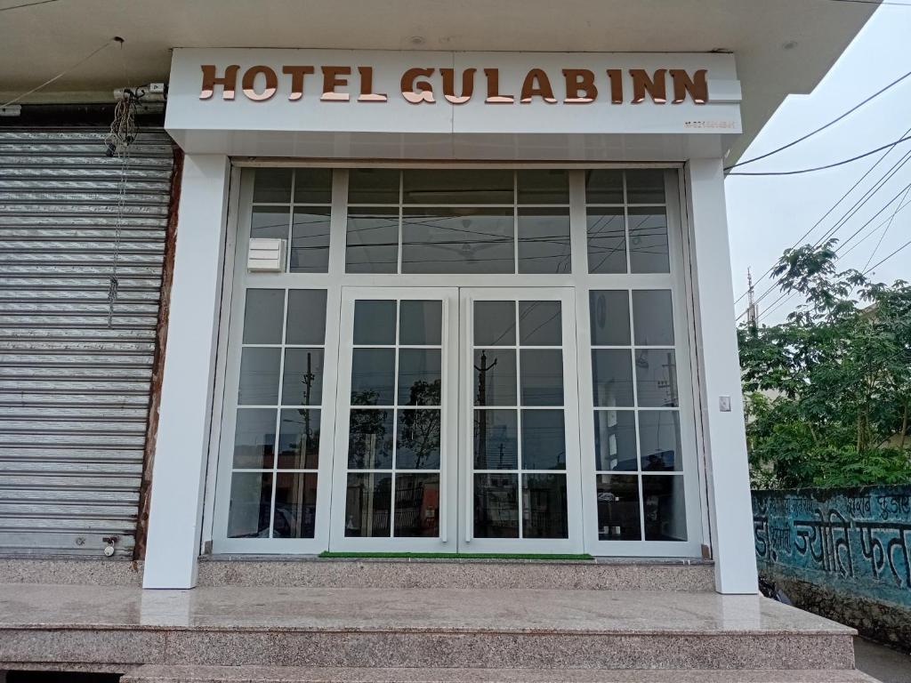 Hotelgulabinn, Kekri