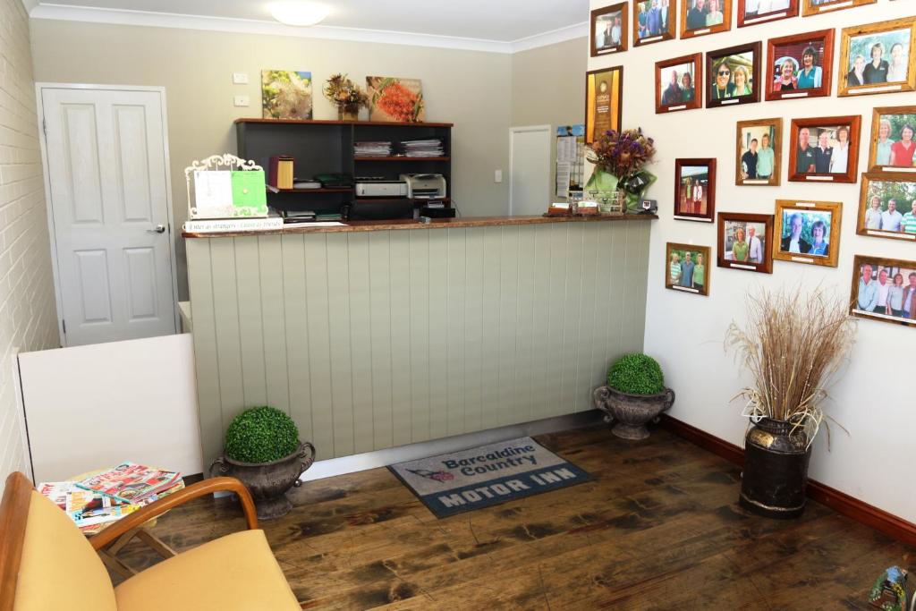 Barcaldine Country Motor Inn photo
