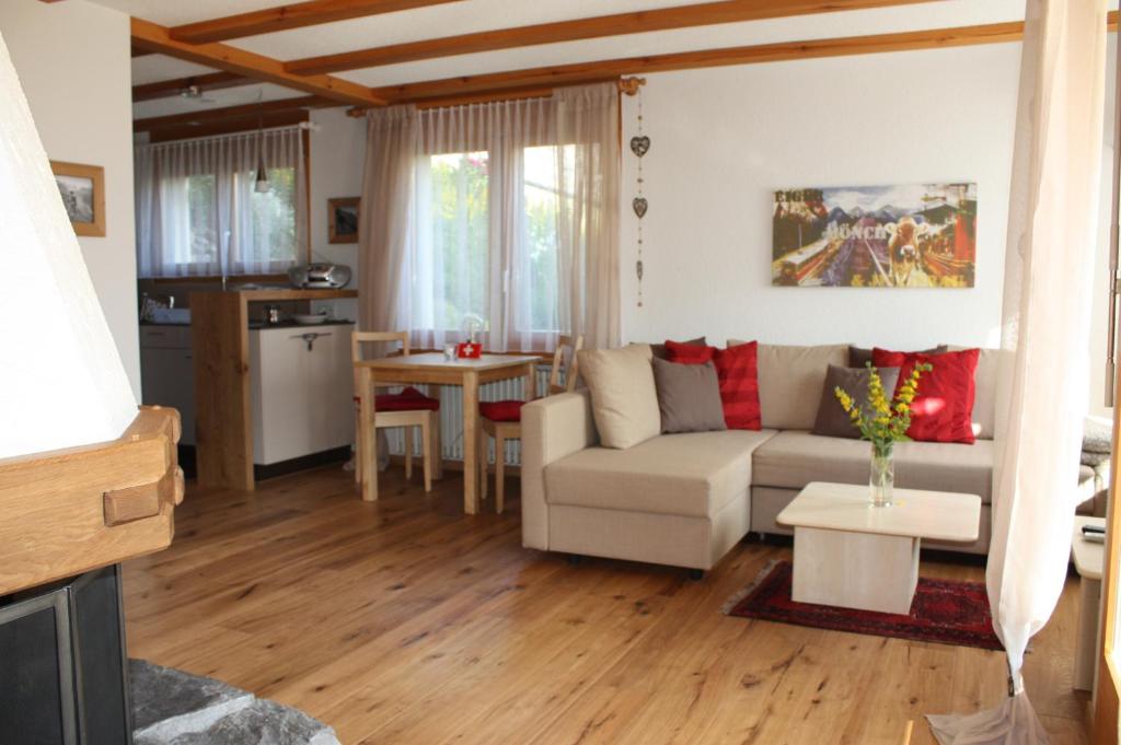 Chalet Gerbera 1 - 2