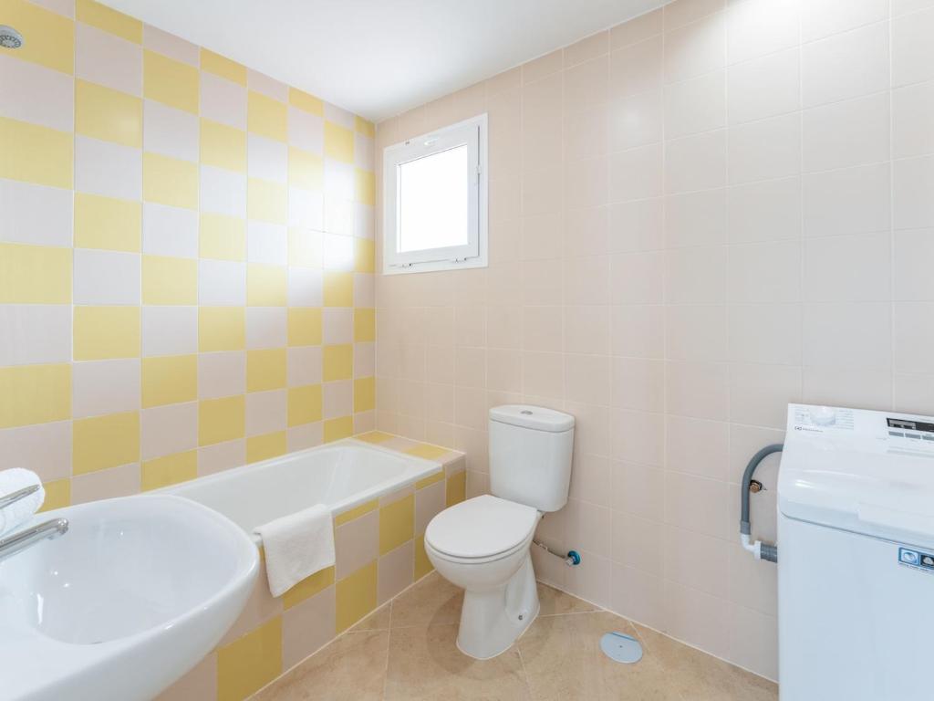 Pass the Keys Charming 1-Bedroom Flat in Benalmádena Pueblo - 4