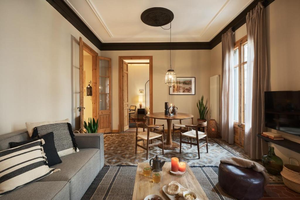 Amazzer - 3 bedrooms in Eixample Esquerra, Barcelona