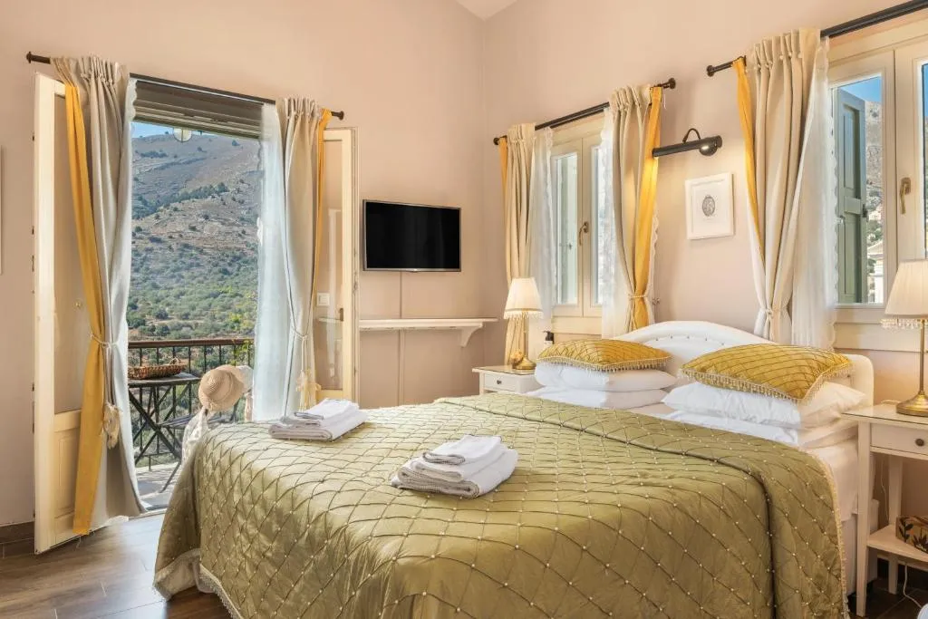 No 5 One Bedroom Symi Nautilus, מלון בסימי