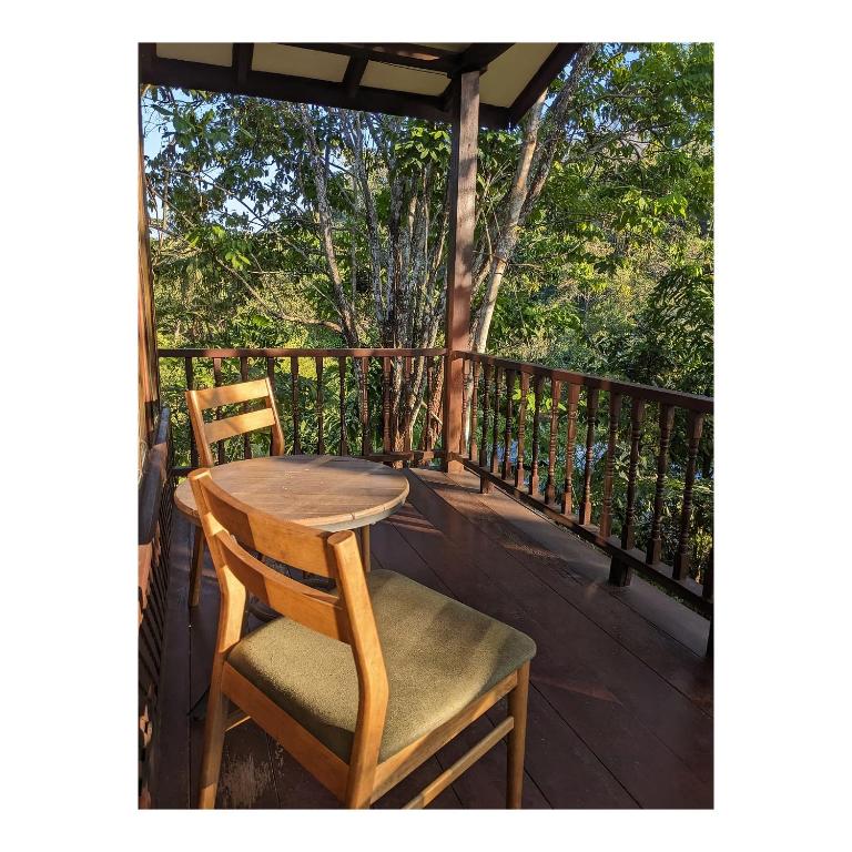 Dining and leisure facilities at Villa Sri Kampung, Villa Sri Kampung