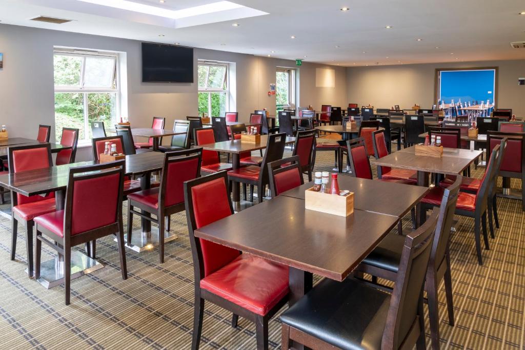 Holiday Inn Express Exeter East photo 7