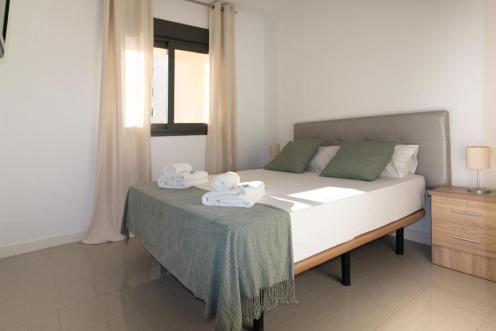 Beautiful apartment with pool and gardens - 3