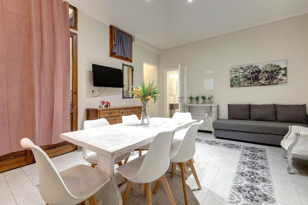 Proconsolo 9D, Florencie