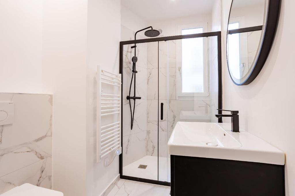 1 Chambre - Ascenseur - Spacieux - Proche Métro - 5