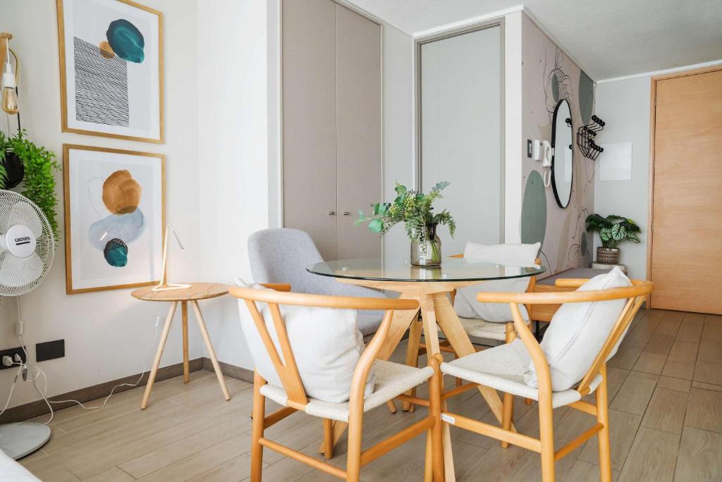 Inviting Studio in Vibrant Nunoa 2 Guests, Santiago