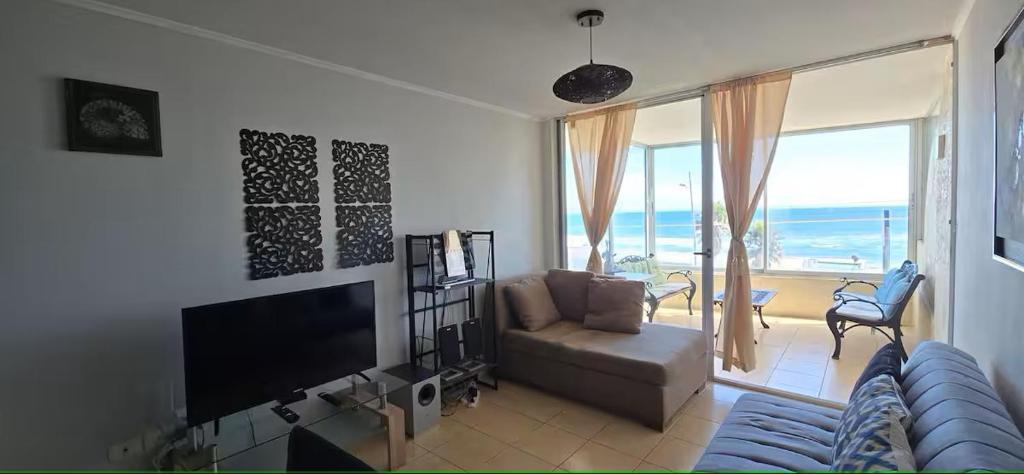 Beautiful oceanfront space - 3