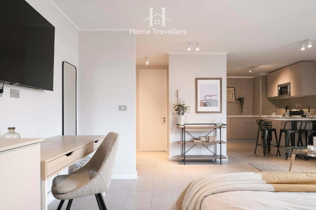 HT Calido Estudio frente al Mall Plaza Egana - 4