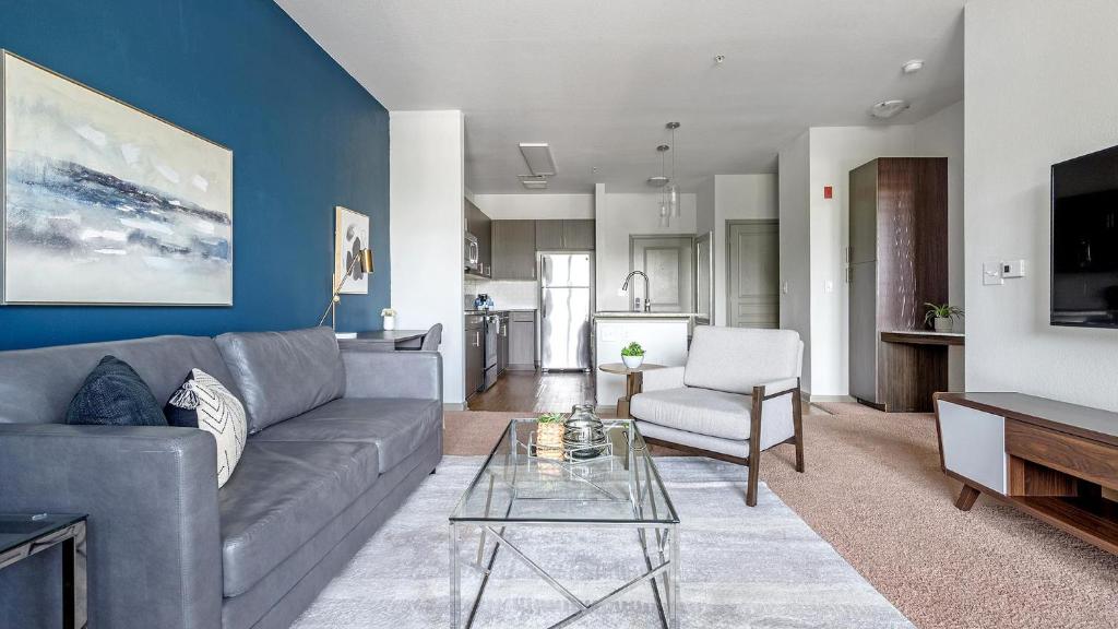 Landing at Celsius - Charlotte, Charlotte