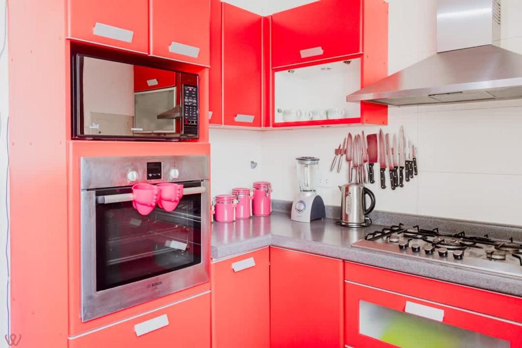 Elegant 2BR Scenic Balcony - 4