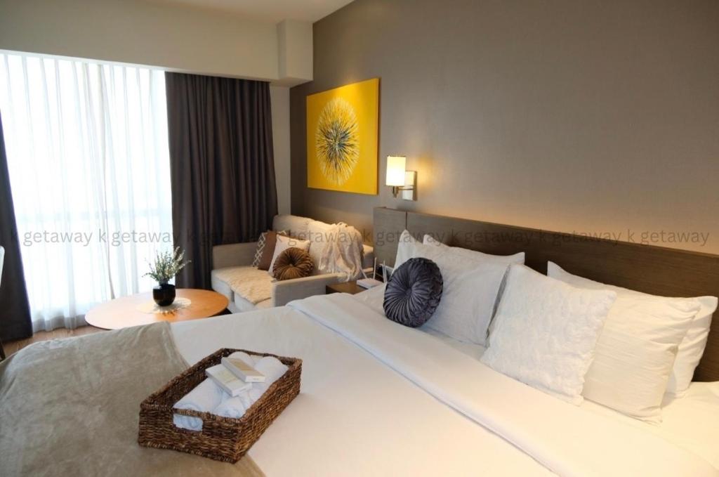 Acqua at The Hotel Residences Acqua Manila near Makati and BGC, Manila