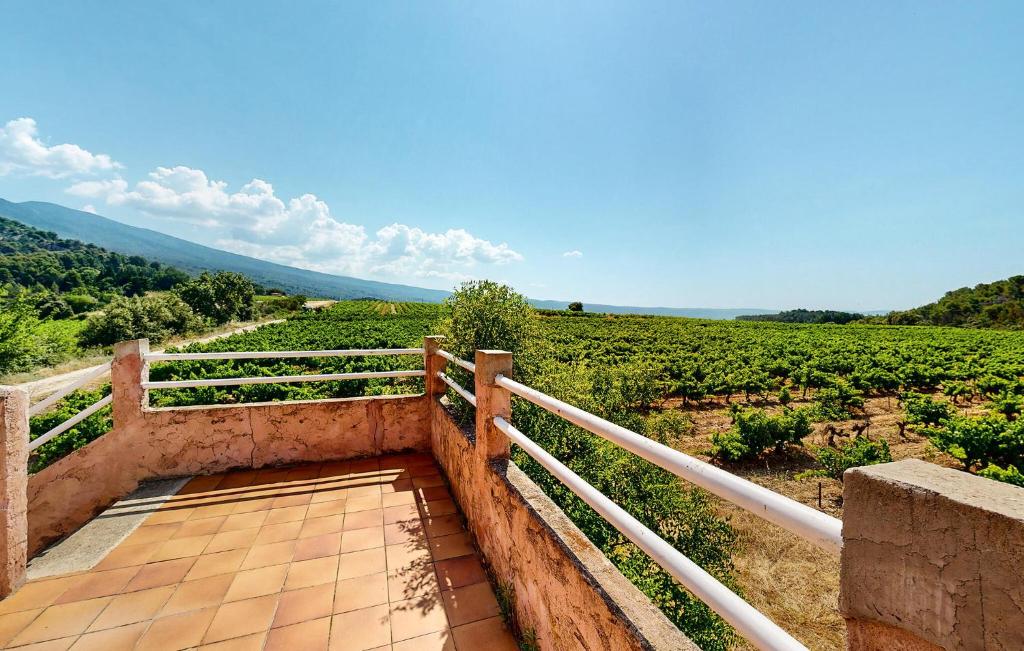 3 Bedroom Awesome Home In Bédoin - 2