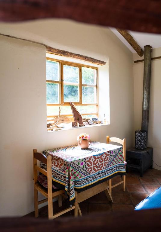 Cozy Casita in the Sacred Valley Breathtaking Waterfall and Mountains View - 4
