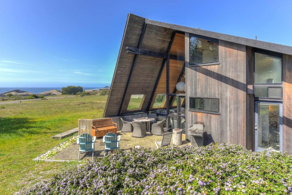 Pet Friendly & Private Hot Tub, Sea Ranch