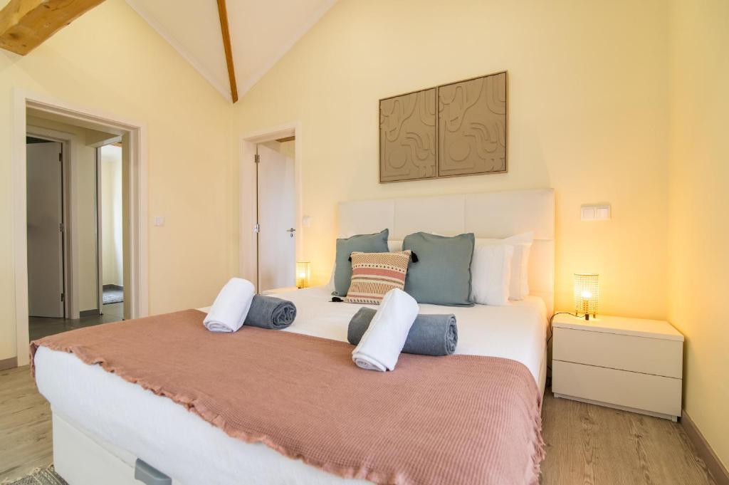 Atlantic Seaview Window, Feteiras