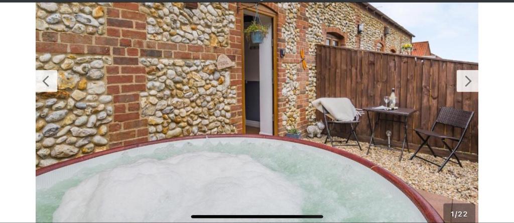 The Ducks - Stunning remote Norfolk Appt with Lazy Spa, Mileham