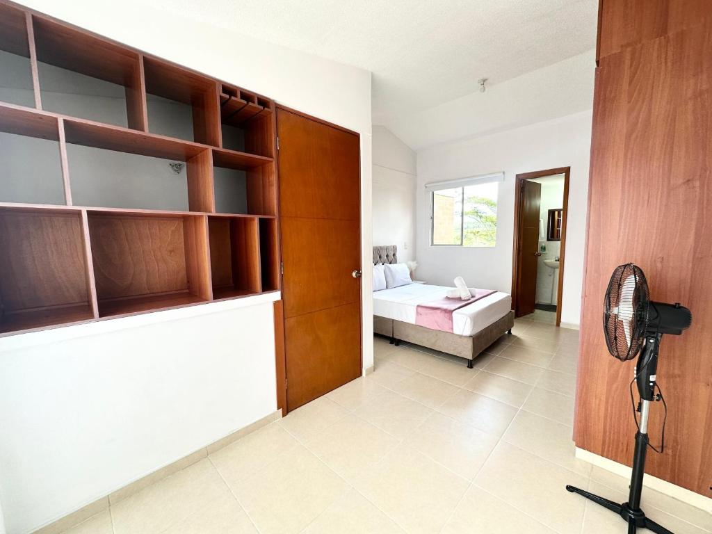 Casa Con Piscina Cerca a la Villa, Expofuturo, Uni Libre - 5