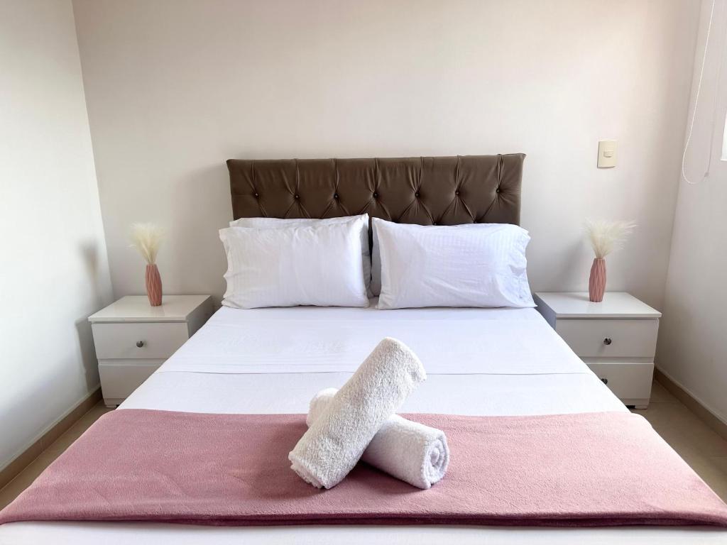 Casa Con Piscina Cerca a la Villa, Expofuturo, Uni Libre - 1