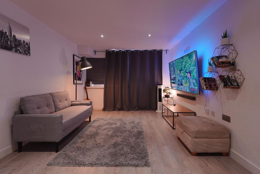 Smart Apartment close to Watford Atria and Station, Watford