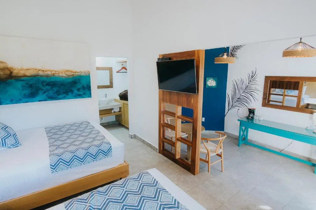Buena Vista Oceanfront & Hot Springs Resort, hotel in Buenavista