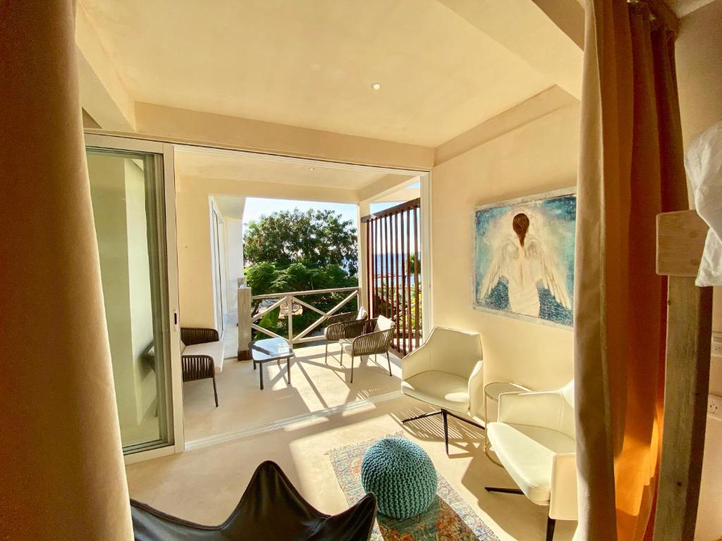 Casa Coco by Coco B Isla - 2