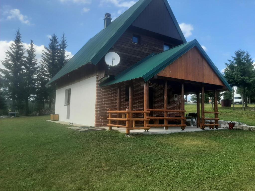 House in forest, Žabljak