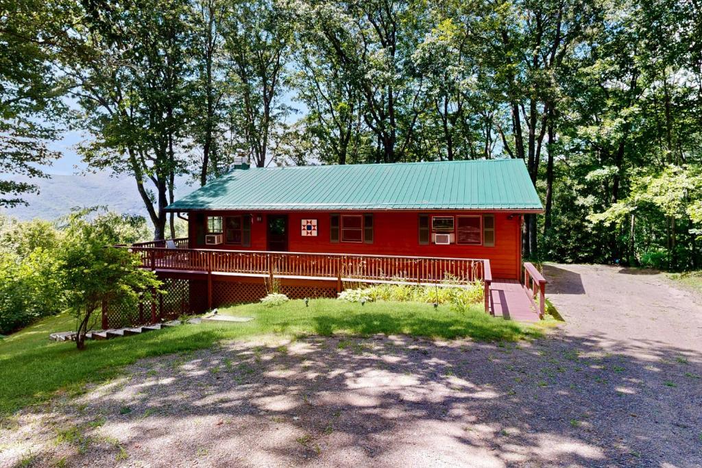 Mountain Hideaway, Waynesville