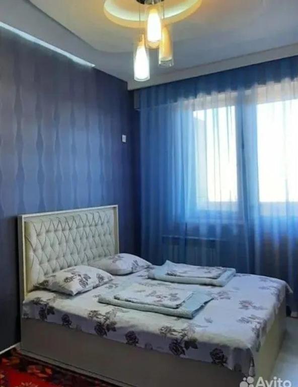 3-комнатная квартира у метро, Baku