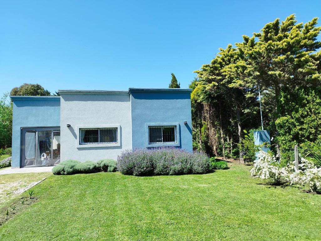 AIRES DE MIRAMAR - Casa BELEN- Moderna con jardín, en barrio Las Lomas de Miramar - 2