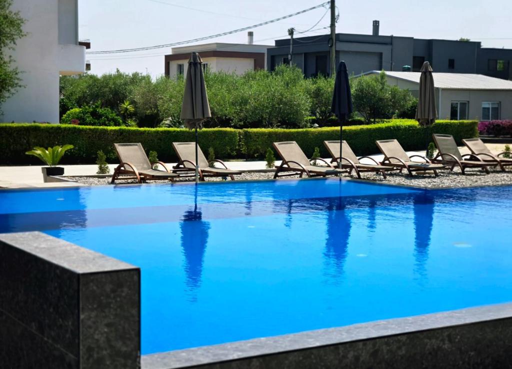 Lula Apartments - 5