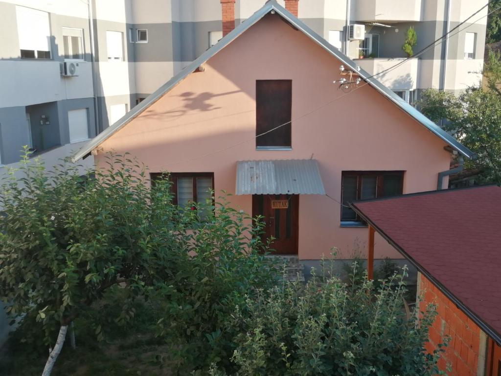 Apartman Kutak, Pirot